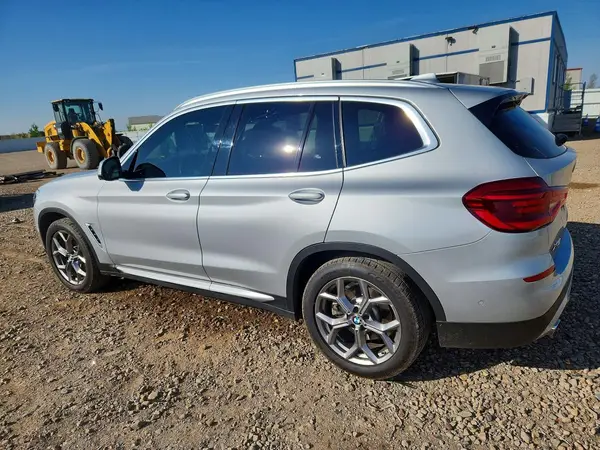 5UXTY3C03M9H21922 2021 BMW X3 - Image 2