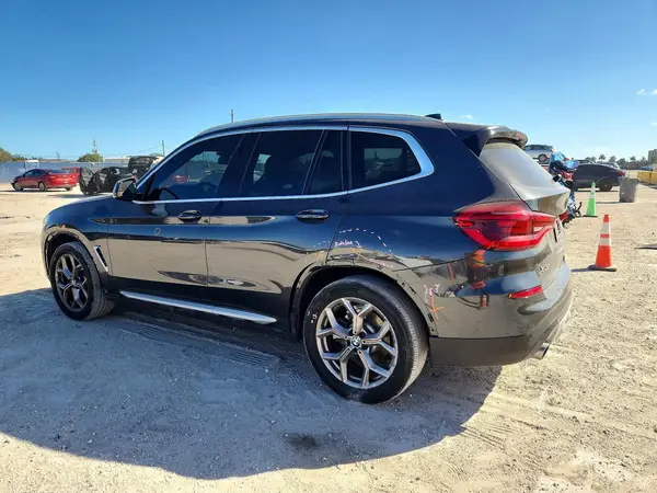 5UXTY3C04L9B62475 2020 BMW X3 - Image 2
