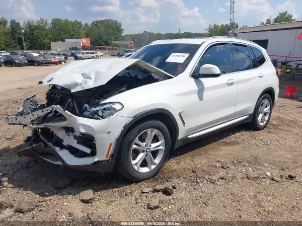5UXTY3C04L9B70317 2020 BMW X3 - Image 2