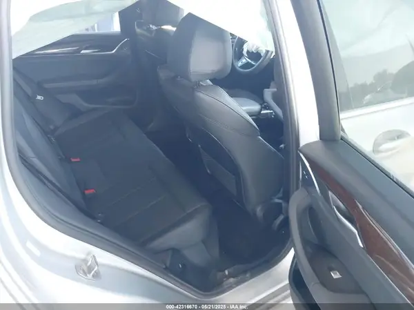 5UXTY3C04LLE55196 2020 BMW X3 - Image 8