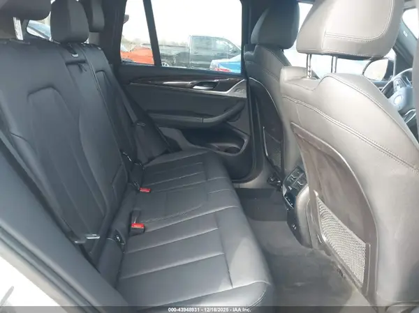 5UXTY3C04M9F71965 2021 BMW X3 - Image 8