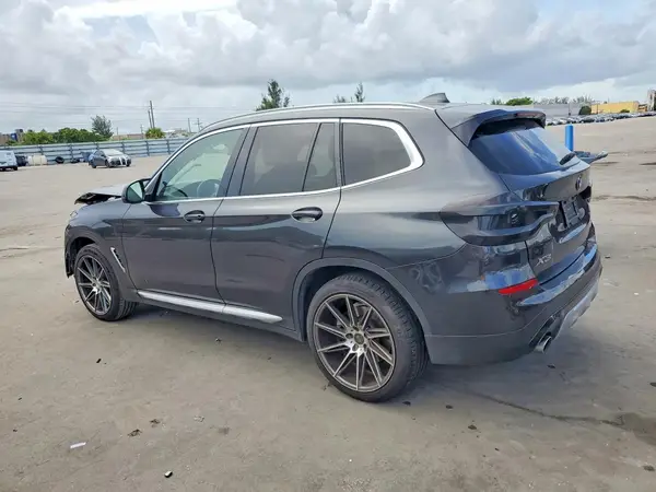 5UXTY3C04M9G63397 2021 BMW X3 - Image 2