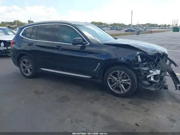 5UXTY3C04M9H99111 2021 BMW X3