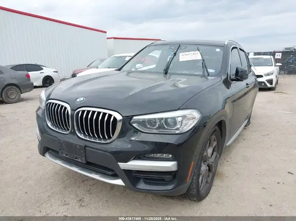5UXTY3C05L9C01185 2020 BMW X3 - Image 2