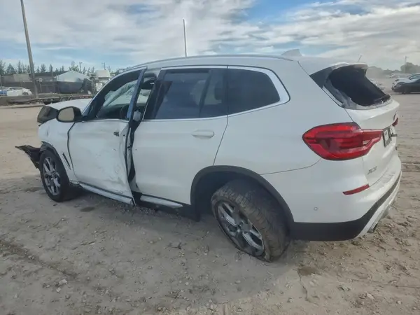 5UXTY3C05L9D70008 2020 BMW X3 - Image 2