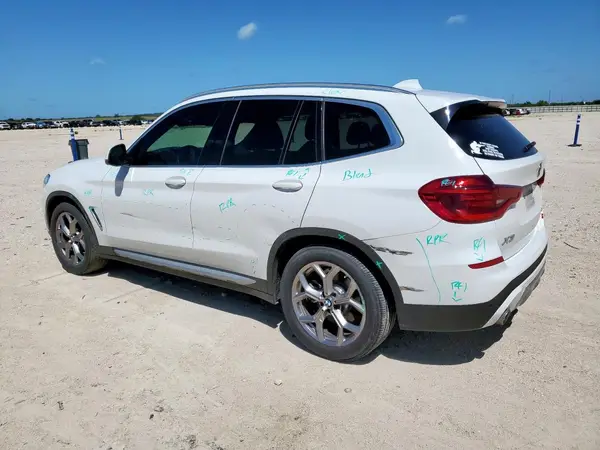 5UXTY3C05LLU69573 2020 BMW X3 - Image 2