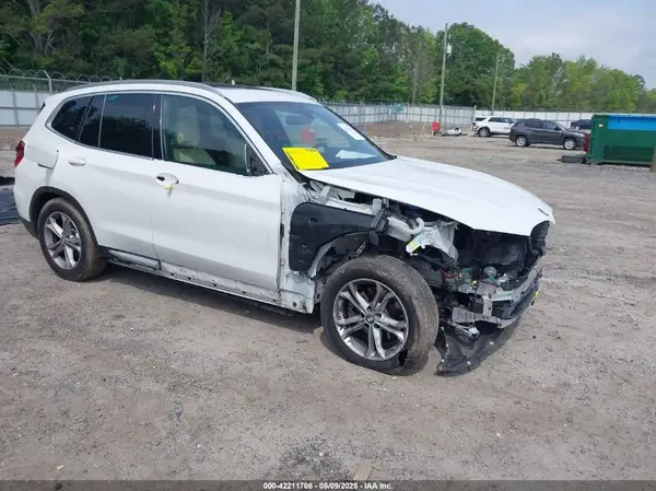5UXTY3C05M9E60812 2021 BMW X3 - Image 1