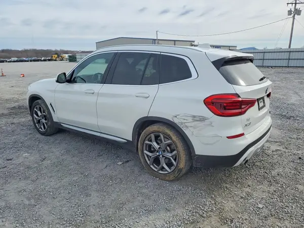 5UXTY3C05M9E84821 2021 BMW X3 - Image 2