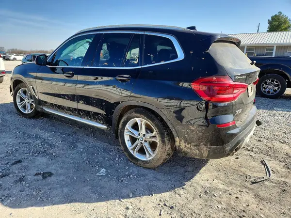5UXTY3C06LLU71798 2020 BMW X3 - Image 2