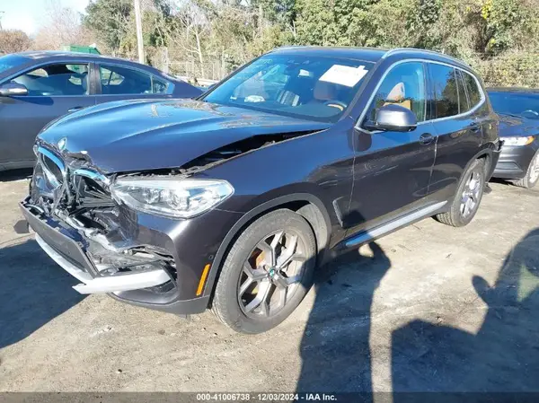 5UXTY3C06M9D97381 2021 BMW X3 - Image 2