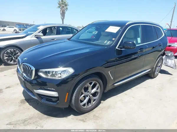 5UXTY3C06M9E29715 2021 BMW X3 - Image 2