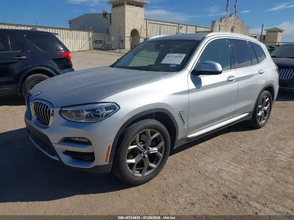 5UXTY3C06M9F05188 2021 BMW X3 - Image 2