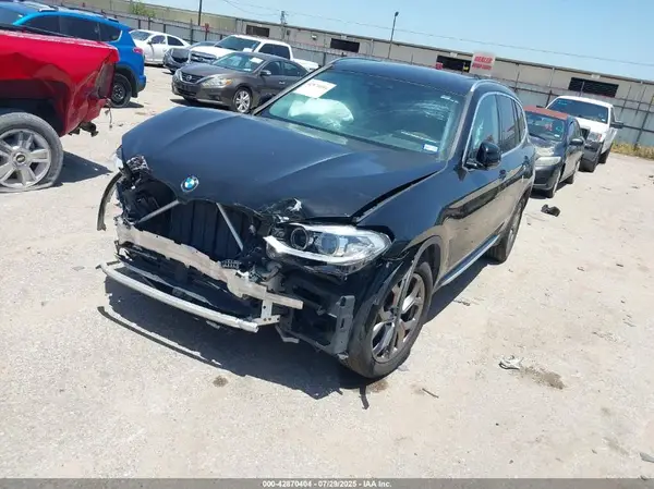 5UXTY3C06M9G70643 2021 BMW X3 - Image 2