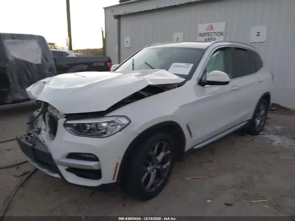 5UXTY3C06M9H10218 2021 BMW X3 - Image 2