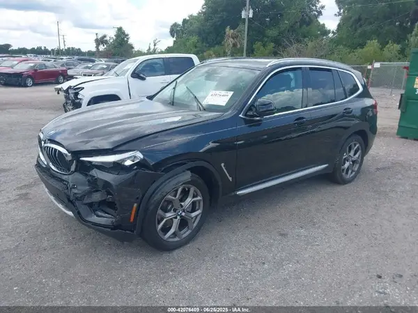 5UXTY3C06M9H80074 2021 BMW X3 - Image 2