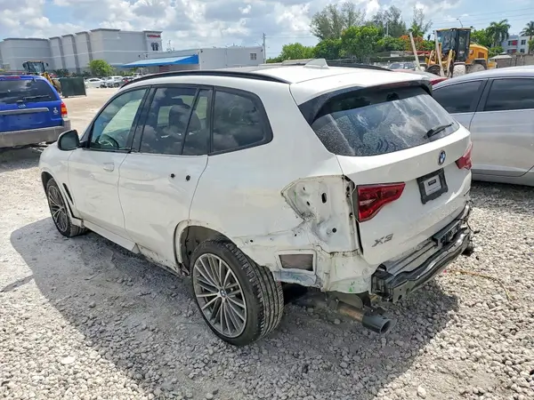 5UXTY3C06M9H95657 2021 BMW X3 - Image 2
