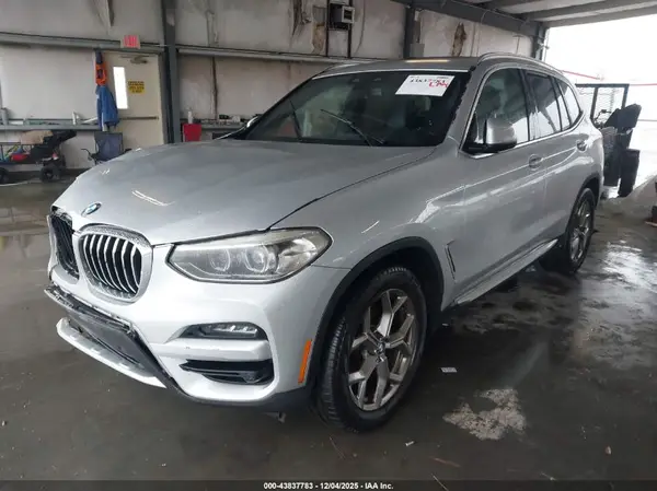 5UXTY3C07L9C81069 2020 BMW X3 - Image 2