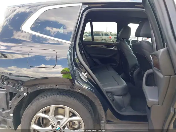 5UXTY3C07M9F04910 2021 BMW X3 - Image 8