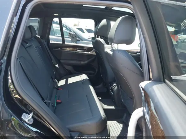5UXTY3C07M9F33162 2021 BMW X3 - Image 8