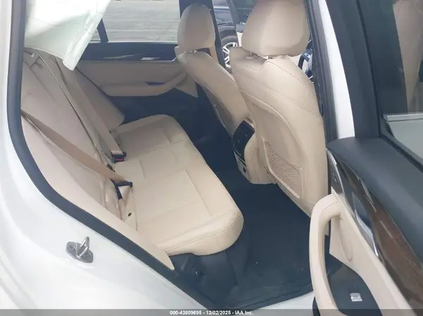 5UXTY3C07M9H13113 2021 BMW X3 - Image 8