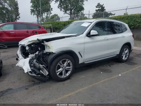 5UXTY3C07M9H75465 2021 BMW X3 - Image 2