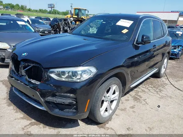 5UXTY3C07M9H98938 2021 BMW X3 - Image 2