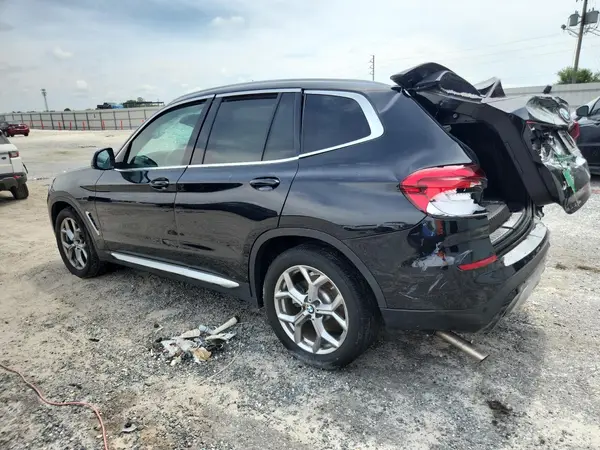 5UXTY3C08L9C53507 2020 BMW X3 - Image 2
