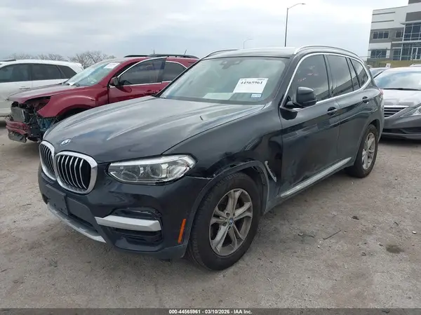 5UXTY3C08L9D30599 2020 BMW X3 - Image 2