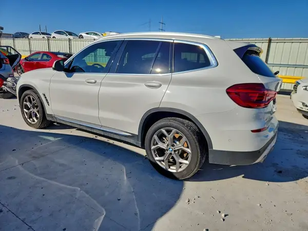 5UXTY3C08L9D60489 2020 BMW X3 - Image 2