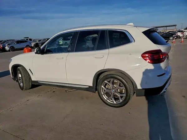5UXTY3C08LLU70331 2020 BMW X3 - Image 2