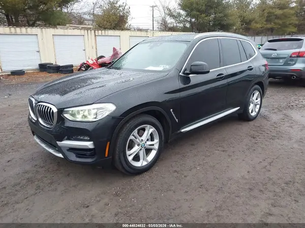 5UXTY3C08LLU72466 2020 BMW X3 - Image 2