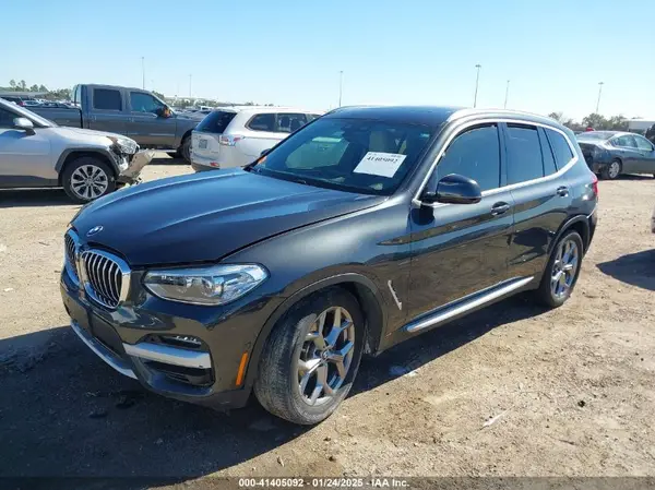 5UXTY3C08M9E14827 2021 BMW X3 - Image 2
