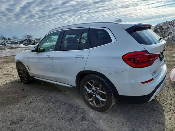 5UXTY3C08M9E86904 2021 BMW X3 - Image 2