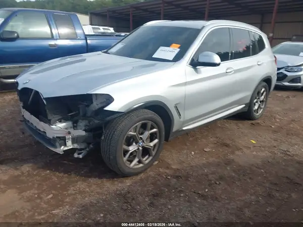 5UXTY3C08M9F31081 2021 BMW X3 - Image 2