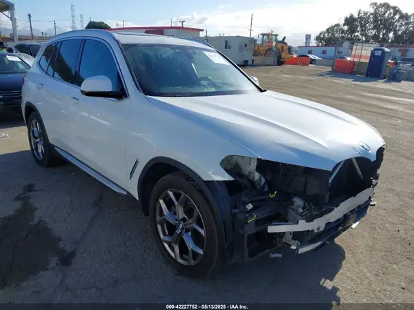 5UXTY3C08M9G04837 2021 BMW X3 - Image 1
