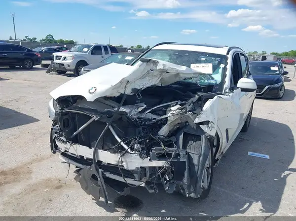 5UXTY3C08M9G79747 2021 BMW X3 - Image 2