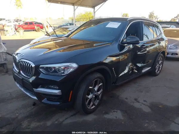 5UXTY3C09L9B64044 2020 BMW X3 - Image 2
