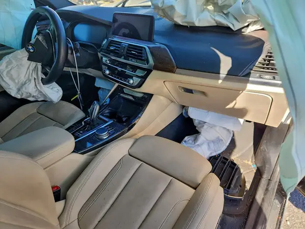 5UXTY3C09LLE55257 2020 BMW X3 - Image 8