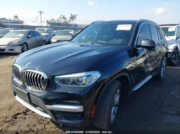 5UXTY3C09LLU70242 2020 BMW X3 - Image 2