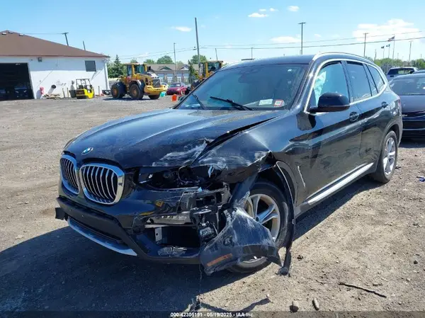 5UXTY3C09LLU72718 2020 BMW X3 - Image 2