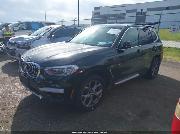 5UXTY3C09M9E11046 2021 BMW X3 - Image 2