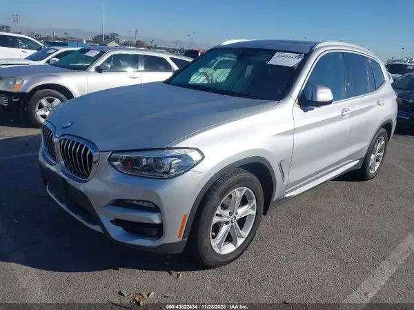 5UXTY3C0XLLE55056 2020 BMW X3 - Image 2