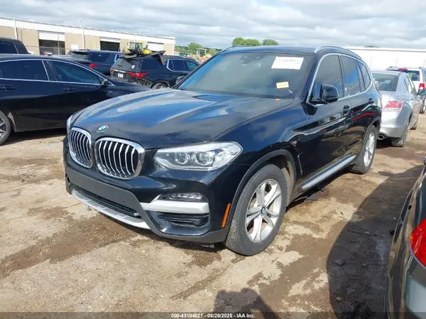 5UXTY3C0XLLU72856 2020 BMW X3 - Image 2