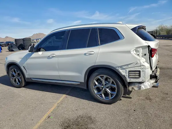 5UXTY3C0XM9E39888 2021 BMW X3 - Image 2
