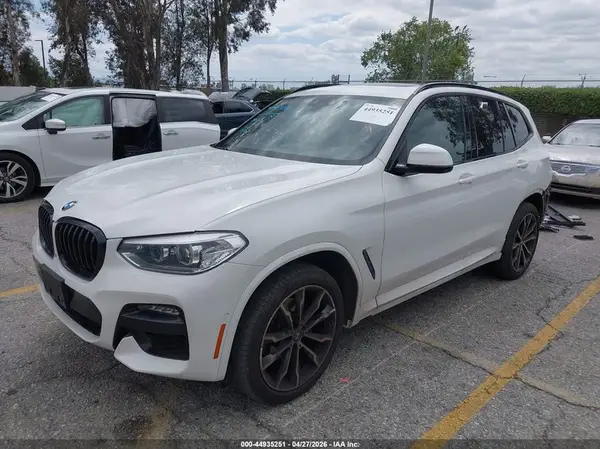 5UXTY3C0XM9H18984 2021 BMW X3 - Image 2