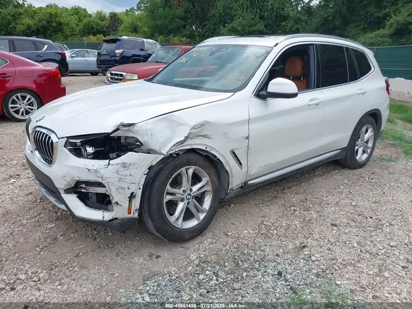 5UXTY5C00L9D68209 2020 BMW X3 - Image 2