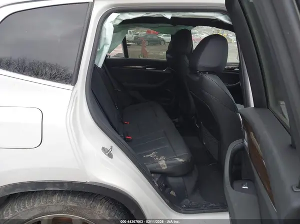 5UXTY5C00M9E27762 2021 BMW X3 - Image 8