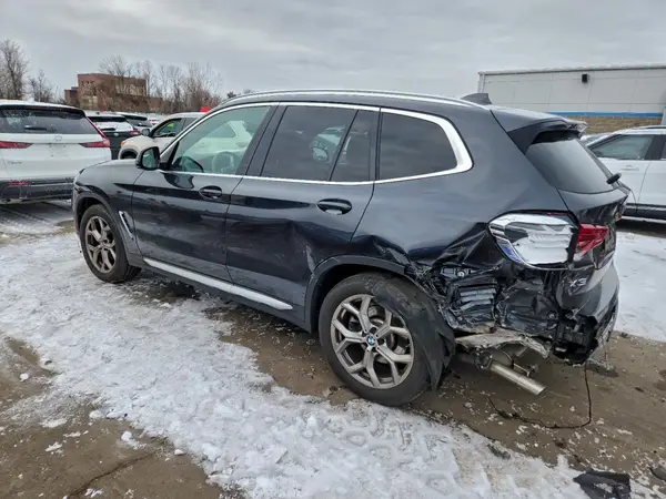 5UXTY5C00M9E39393 2021 BMW X3 - Image 2