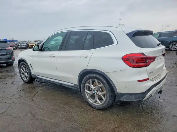 5UXTY5C00M9G25998 2021 BMW X3 - Image 2