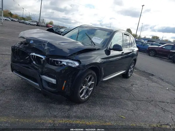 5UXTY5C01L9C62075 2020 BMW X3 - Image 2